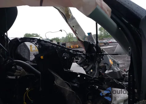 2017 Jeep Renegade Latitude 4X4 из США, поврежденный, VIN ZACCJBBB9HPE49087